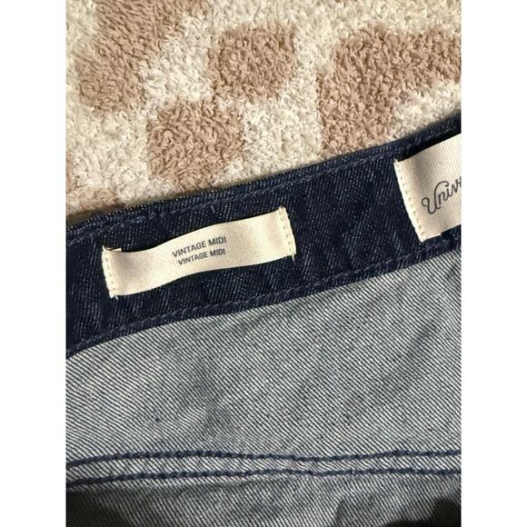 NWT Universal Thread Size 14 32R Dark Wash Jean Stretch Shorts Vintage Midi - Picture 5 of 9
